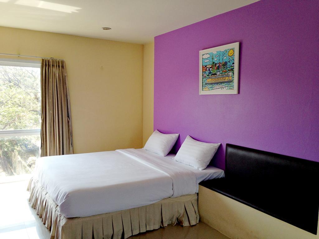 C2 Residence Lampang Exterior photo
